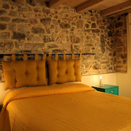 La Casa Del Sole A Cosy Nest In Lunigiana, Tuscany * Giucano