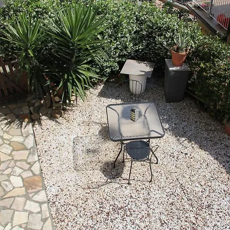 Apartment La Casa Del Sole A Cosy Nest In Lunigiana, Tuscany